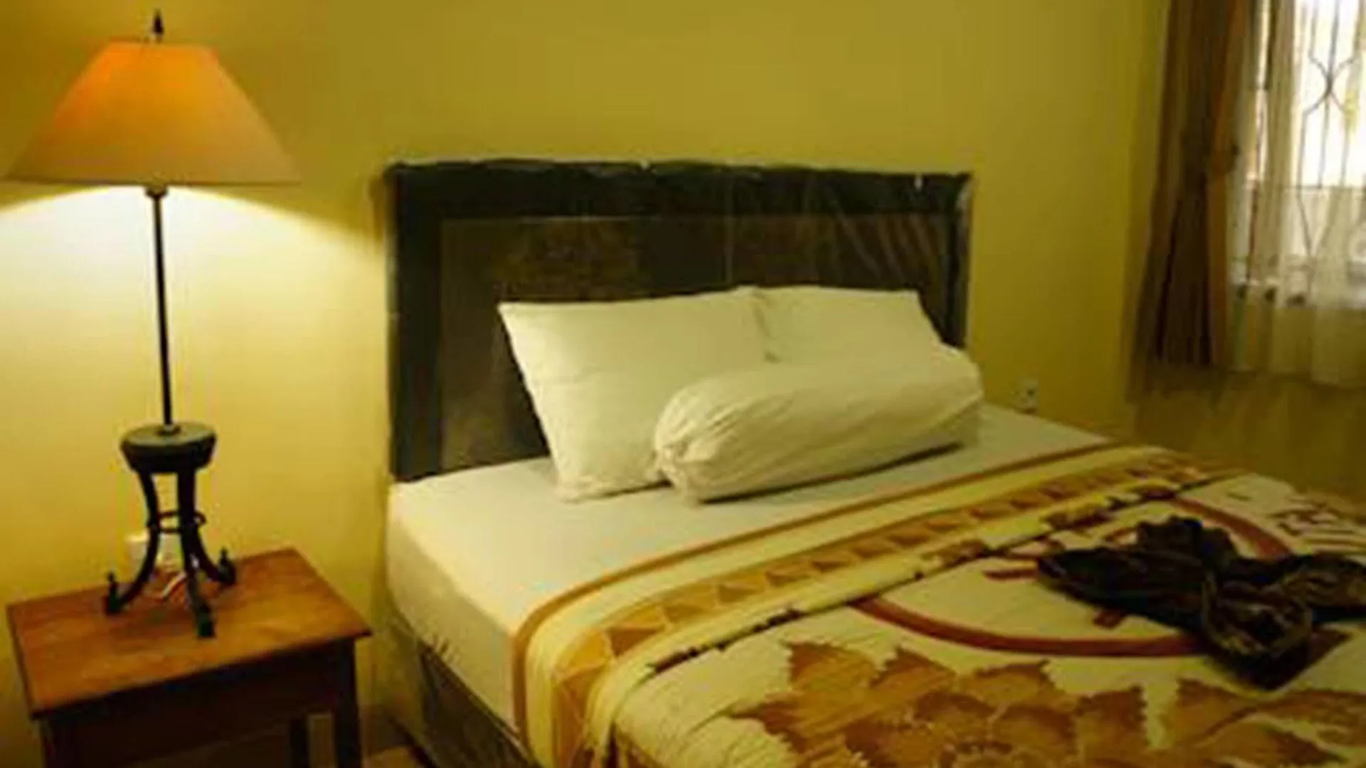 Hotel Graha Chania Legian Kuta Lombok 3*,  Indonesia